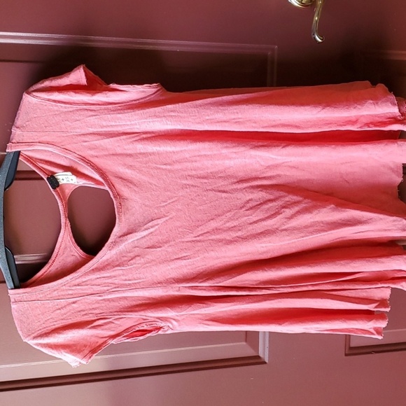 Free People coral lightweight swing tee cap sleeve XS p2p 23.5 - Picture 1 of 8